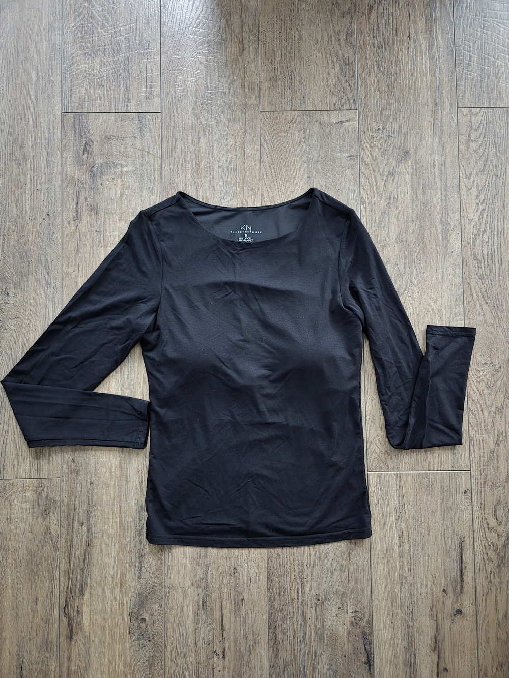 Klassy Network Black Long-Sleeve Crewneck Top Size S